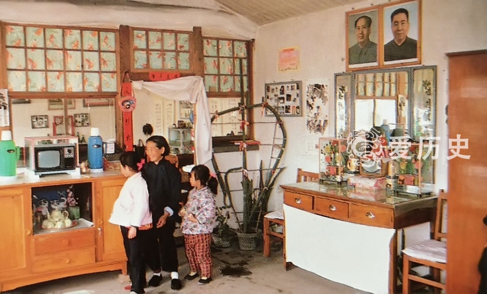 原创70年代末北京前门外三居室租金仅需11块5 公社里平房后来更是天价