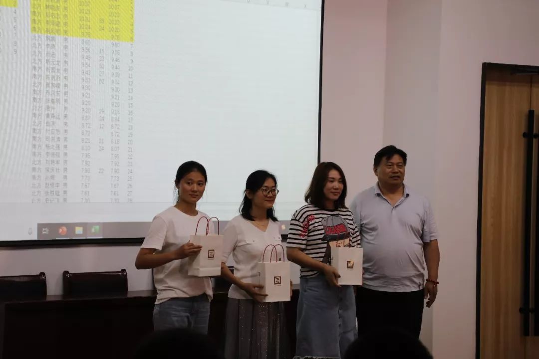 践行运动健康文化跑出飞扬自我