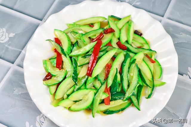 怎么炒青瓜好吃家常做法 838231b7a19d43ada5234de0d9a36e2b.jpeg
