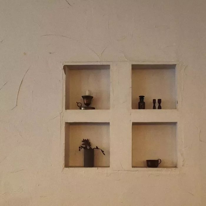 背景 | 也想偶尔打扰你 可是没有话题 也没有勇