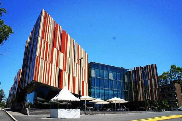 澳洲麦考瑞大学排名_去麦考瑞大学读硕士要多少钱
