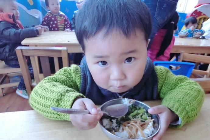                     “拉黑”的3种早餐, 儿科医生: 孩子越吃越虚弱, 伤娃不浅!