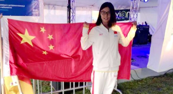 中国体育创造历史时刻!济南姑娘辛鑫夺世锦赛女子10公里游泳金牌