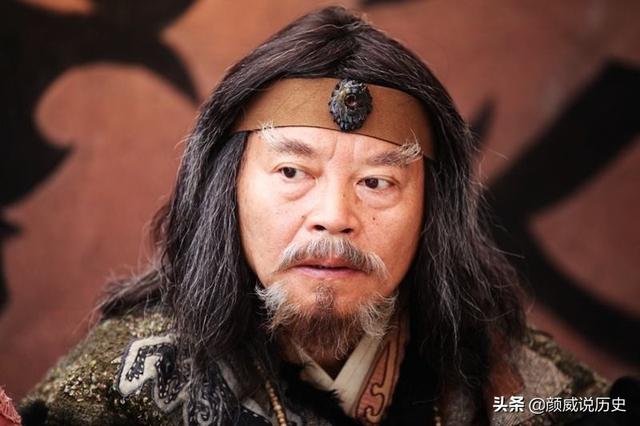 内蒙古出土东汉时的一块瓦片,上面有4个字,