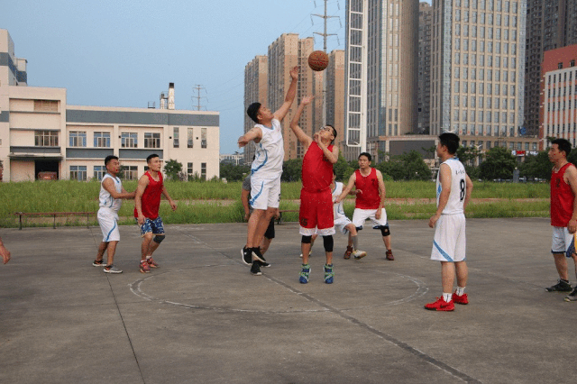 今晚19:40,华中地区第九届篮球赛决赛!十一部速来观战!