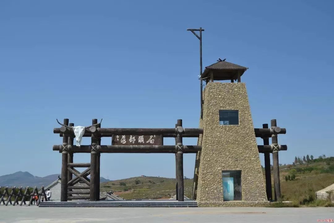 嵩县多少人口_嵩县白云山(2)