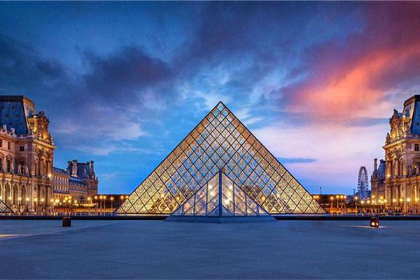 法国10大旅游景点,埃菲尔铁塔和卢浮宫必游,凡