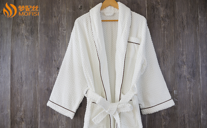 什么酒店有浴袍 224a1266ed7e44a28ed7b8e7999dc77c.jpeg