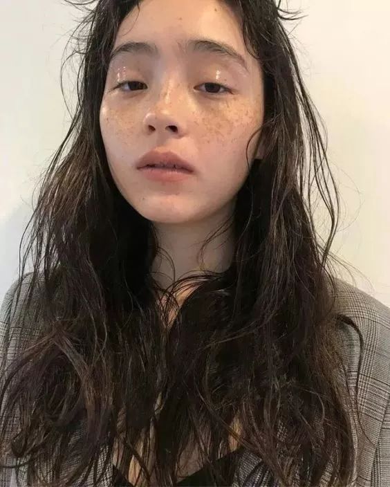 叮咚,一篇黑发"女孩指南"v黑发的a黑发专为发型!头发短比长爱出油图片