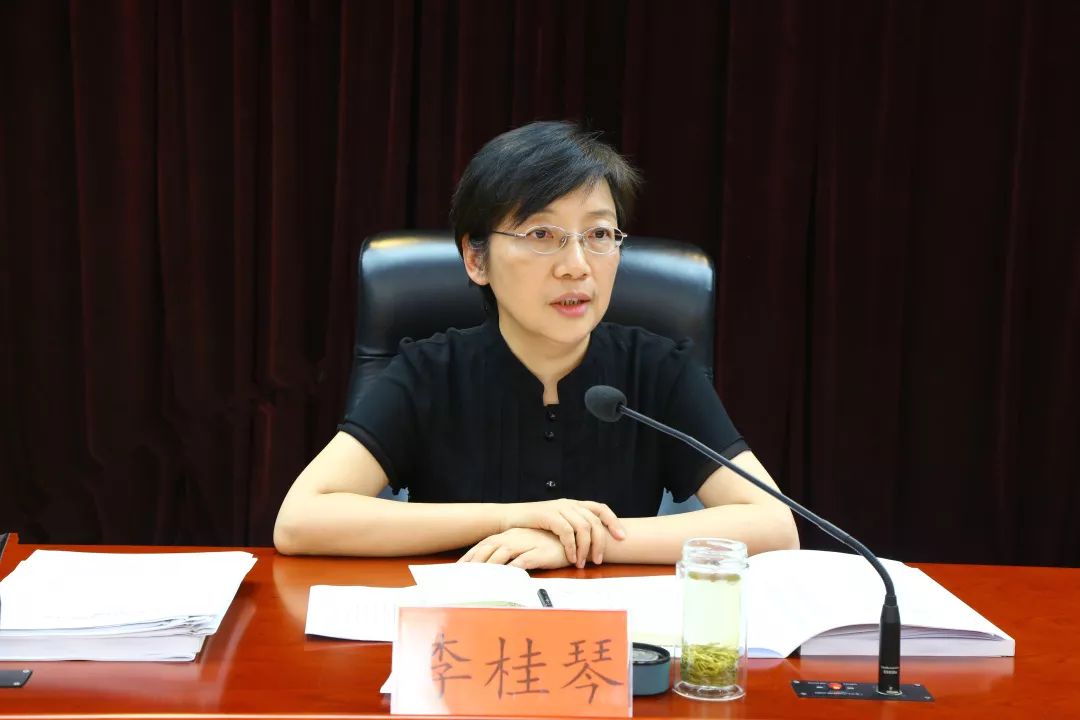 市纪委监委召开2019年半年工作座谈会_李桂琴