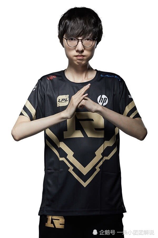 英雄联盟:世界第一打野麻辣香锅正式退役 RNG