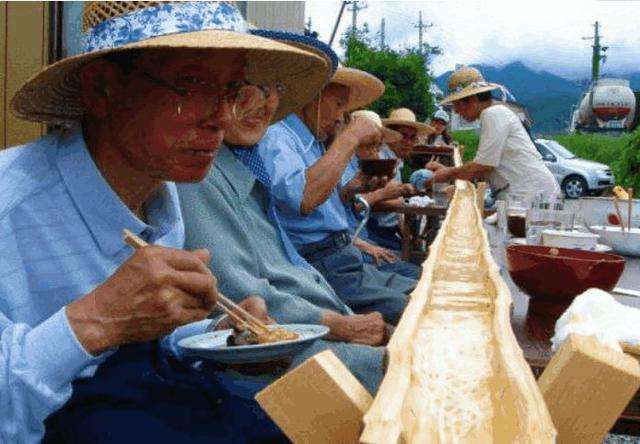 日本 最脏 的美食,中国游客到现场不敢吃直言 你们是吃口水
