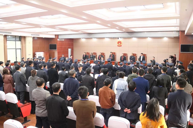 近日,经指定管辖,由随县检察院提起公诉的杨国友等19人涉嫌黑社会性质