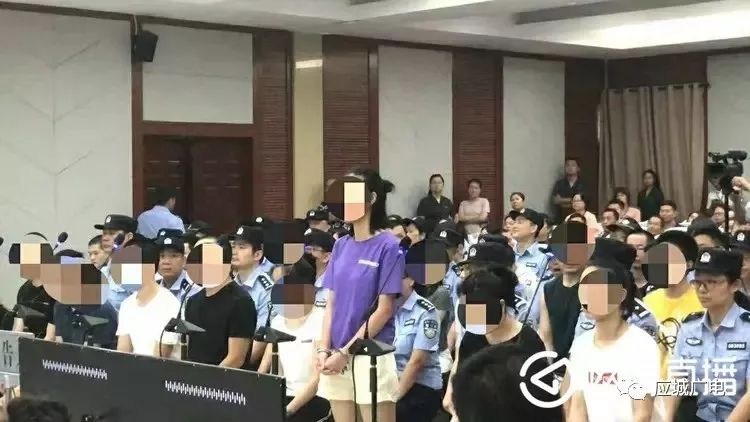 应城市人民法院大案直击来袭集中庭审36名被告现场震撼