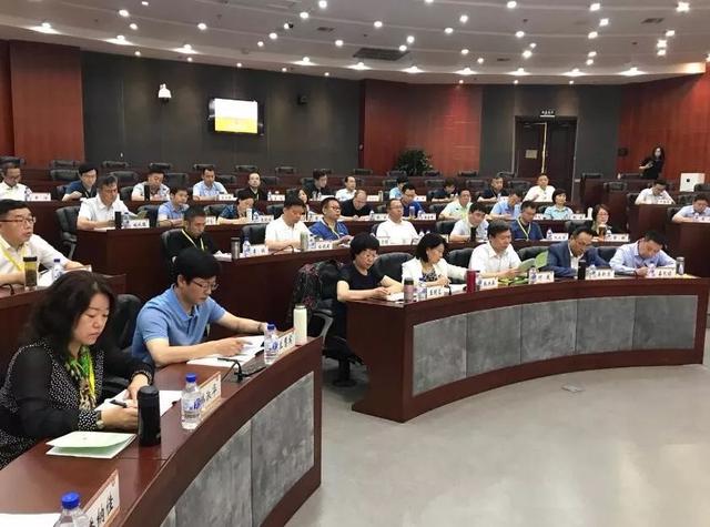 推动人口管理方面的问题_世界人口问题素材图(3)