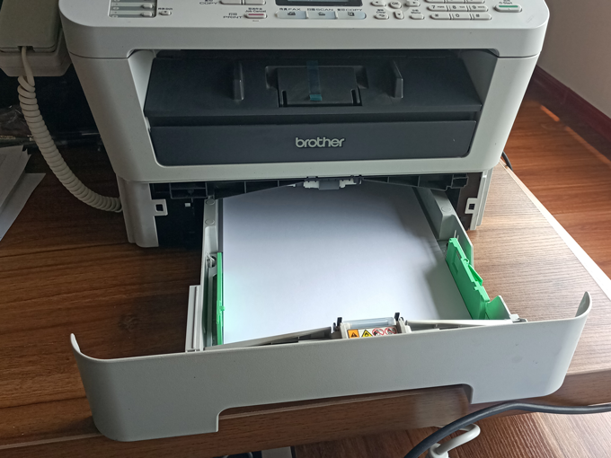 brother打印机怎么放纸型号mfc7360激光多功能一体机