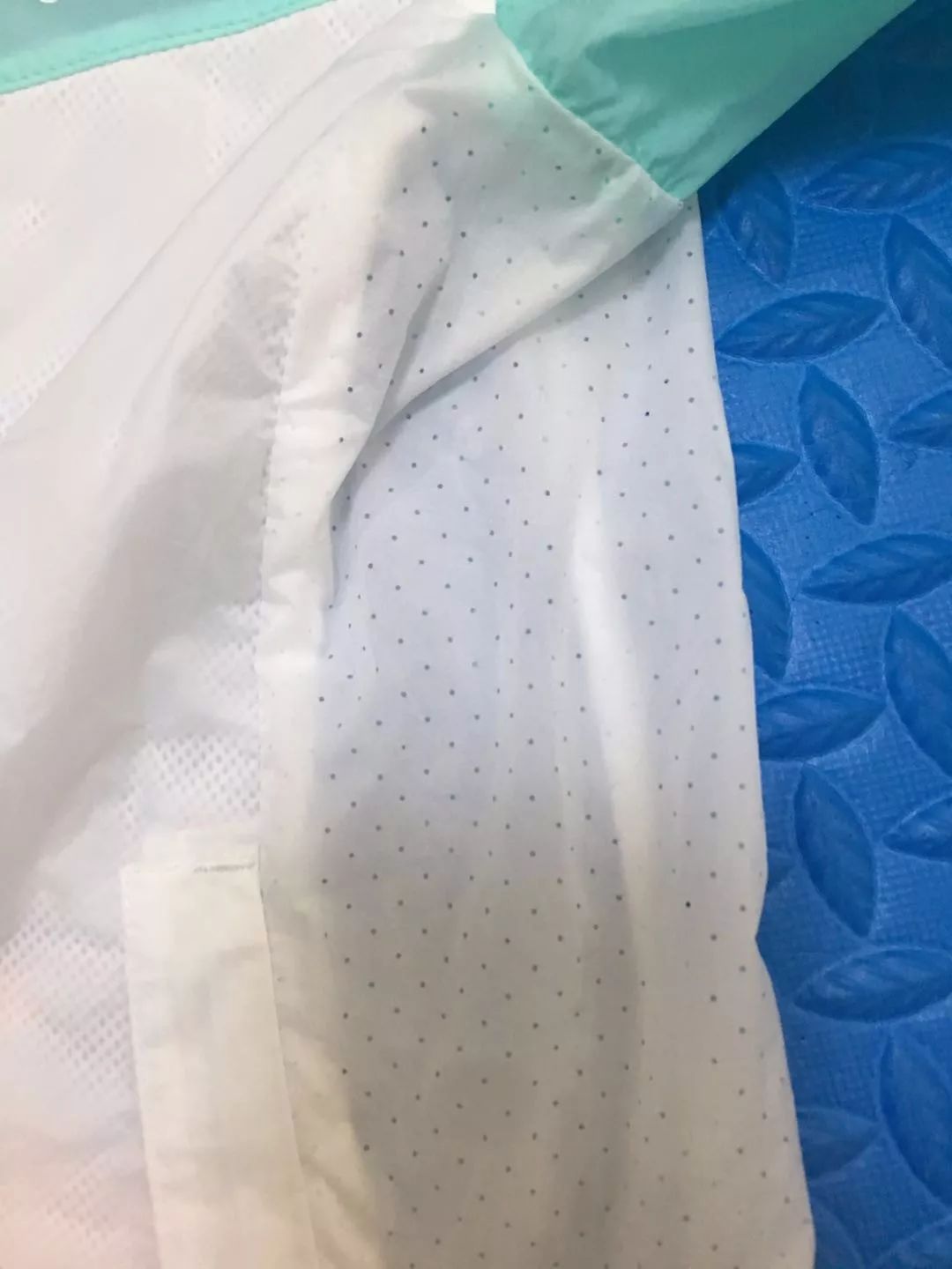                    我们的一不留神，就会给孩子埋下皮肤癌的定时炸弹