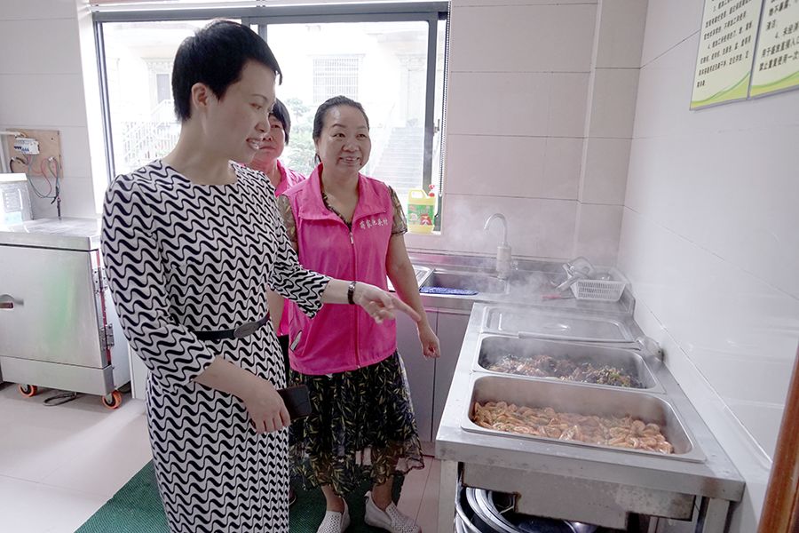 "三服务"巾帼在行动|进企业访群众走基层,宁波市妇联副主席周嫒儿赴