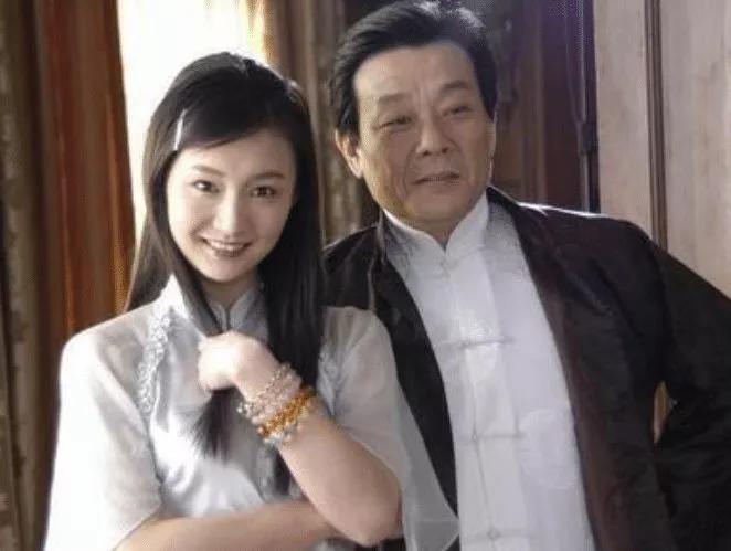 两个女人“共侍一夫”,三人不离不弃,64岁中风却仍享受天伦之乐 pp王者电子游戏
