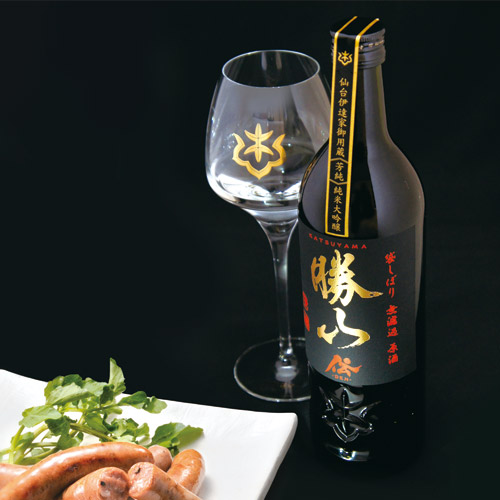 日本仙台胜山清酒荣获iwc酒评大赛最高级别的日本酒 酿酒厂