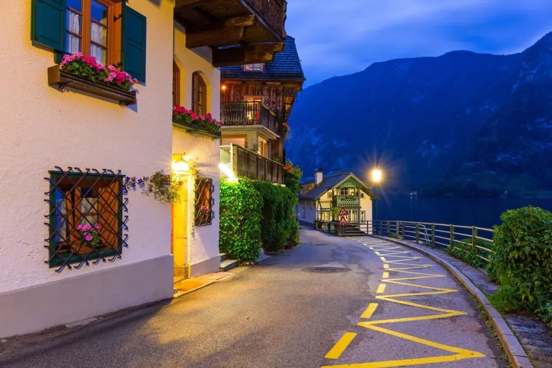 别一提小镇就想到瑞士世界最美小镇了解一下