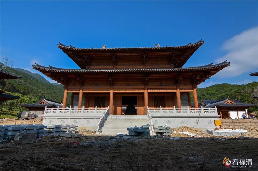 福清黄檗山万福寺于2016年11月由福耀集团曹德旺出资2.