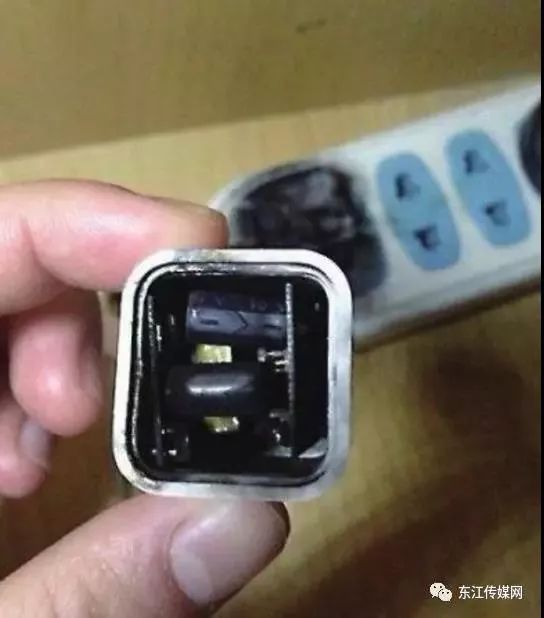 a3b08998626b4e30bd5280ca25e33a24.jpeg