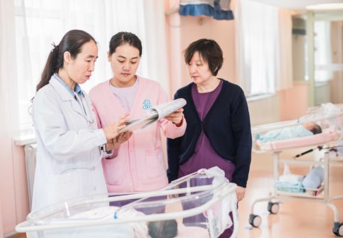 吉大一院母婴保健护理中心医疗级科学喂养为宝宝健康成长护航