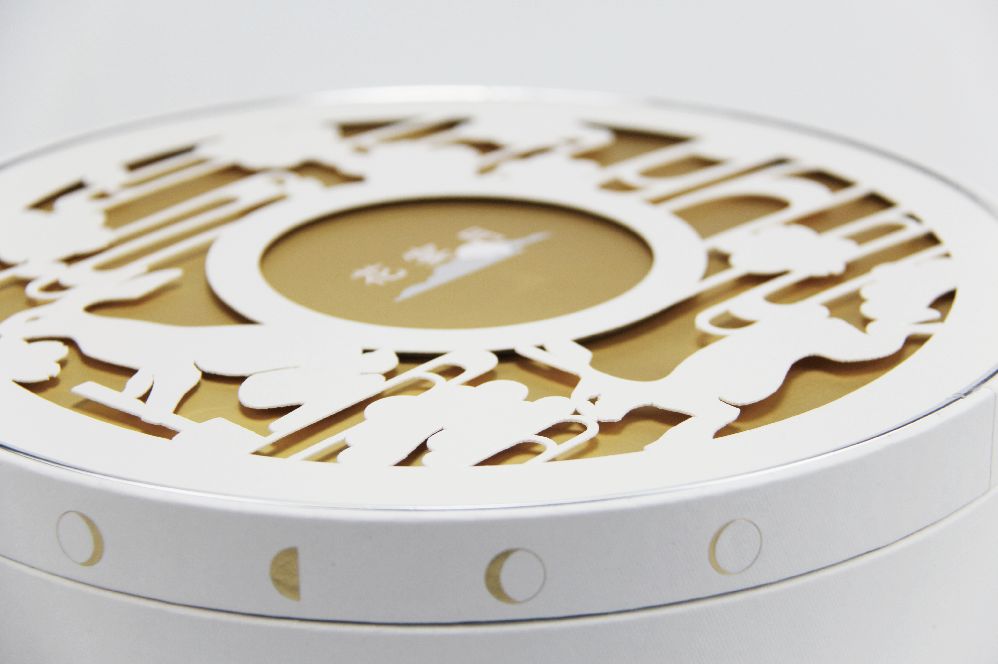 天若有情天亦老,月如无恨月长圆