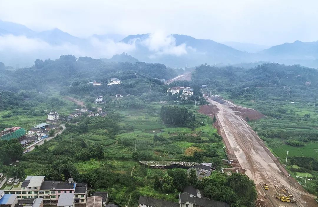 峨眉城区到川主的崭新大道即将通车!