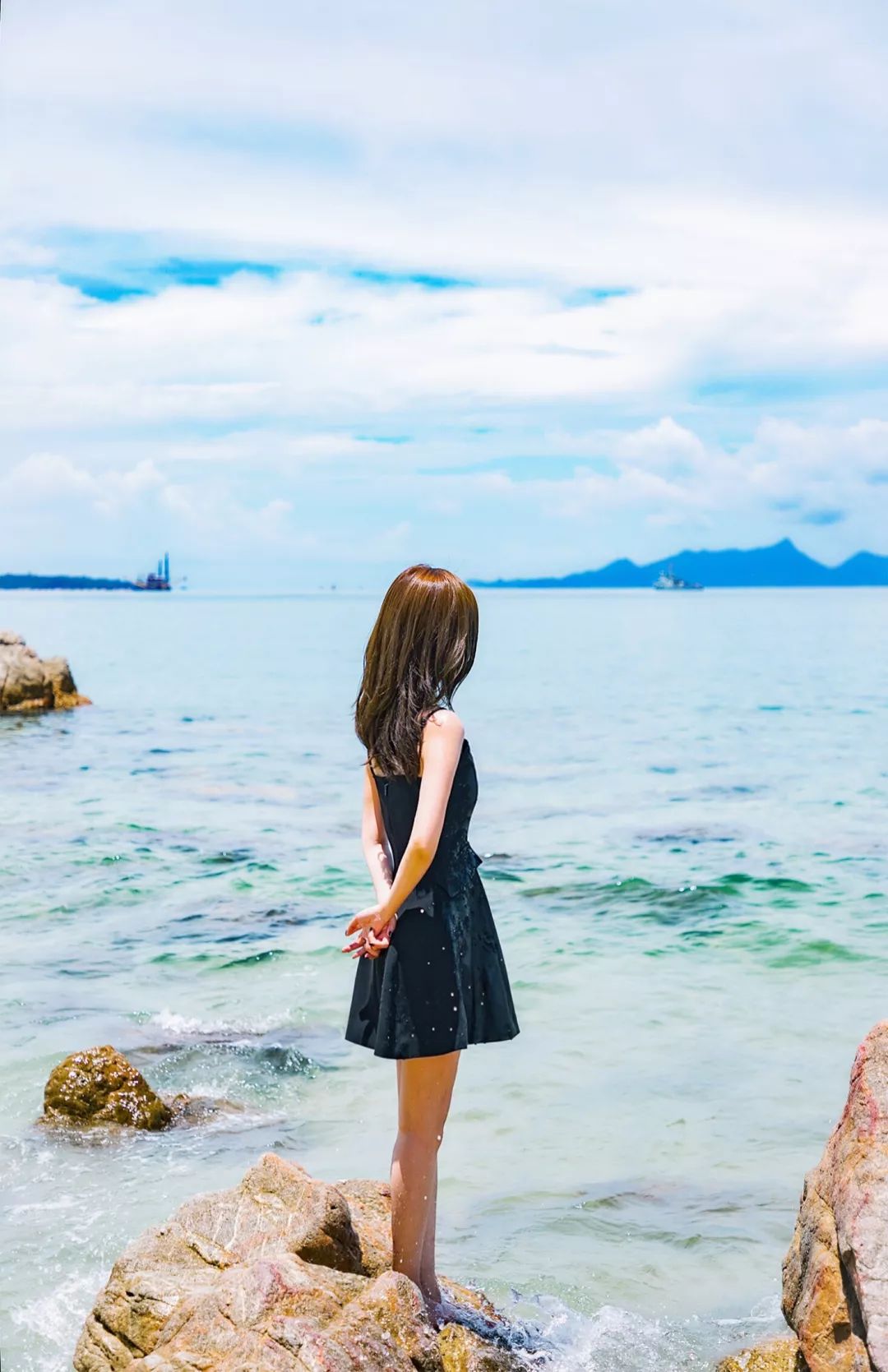 拍照如何把背景弄成白色 d6058a32e41b46f684978c9a34cad6a8.jpeg