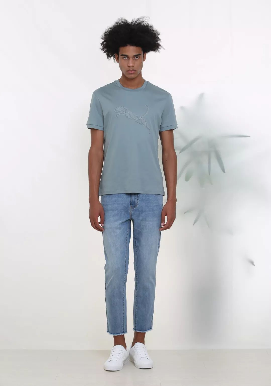 时尚的真正含义 deb9a02d674847fd879b0a3664a07d4f.jpeg