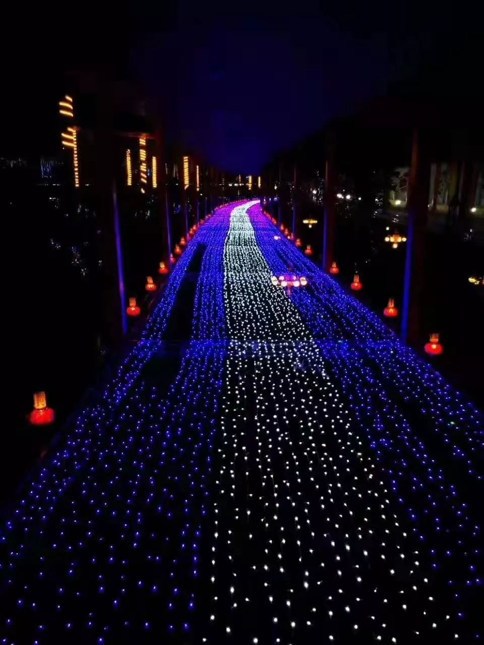德令哈市建出高原新城特色美