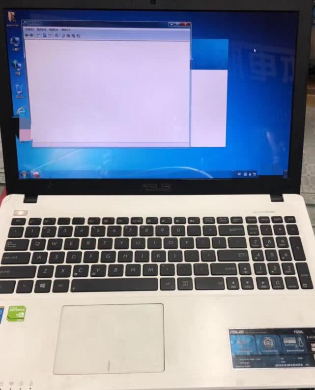 咋给电脑清灰 ed66f4fbdb354f79b341ae521ea176a0.jpeg