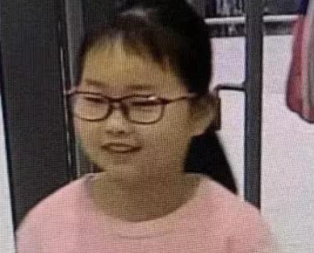 失联女童事件:妈妈或是关键人物,邻居称其“有备而来”