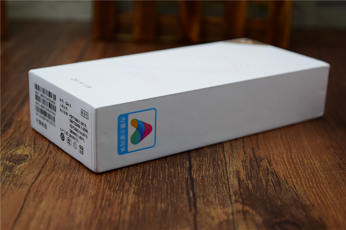 小米多亲手机新品,5.05寸屏幕,目前最小的全面