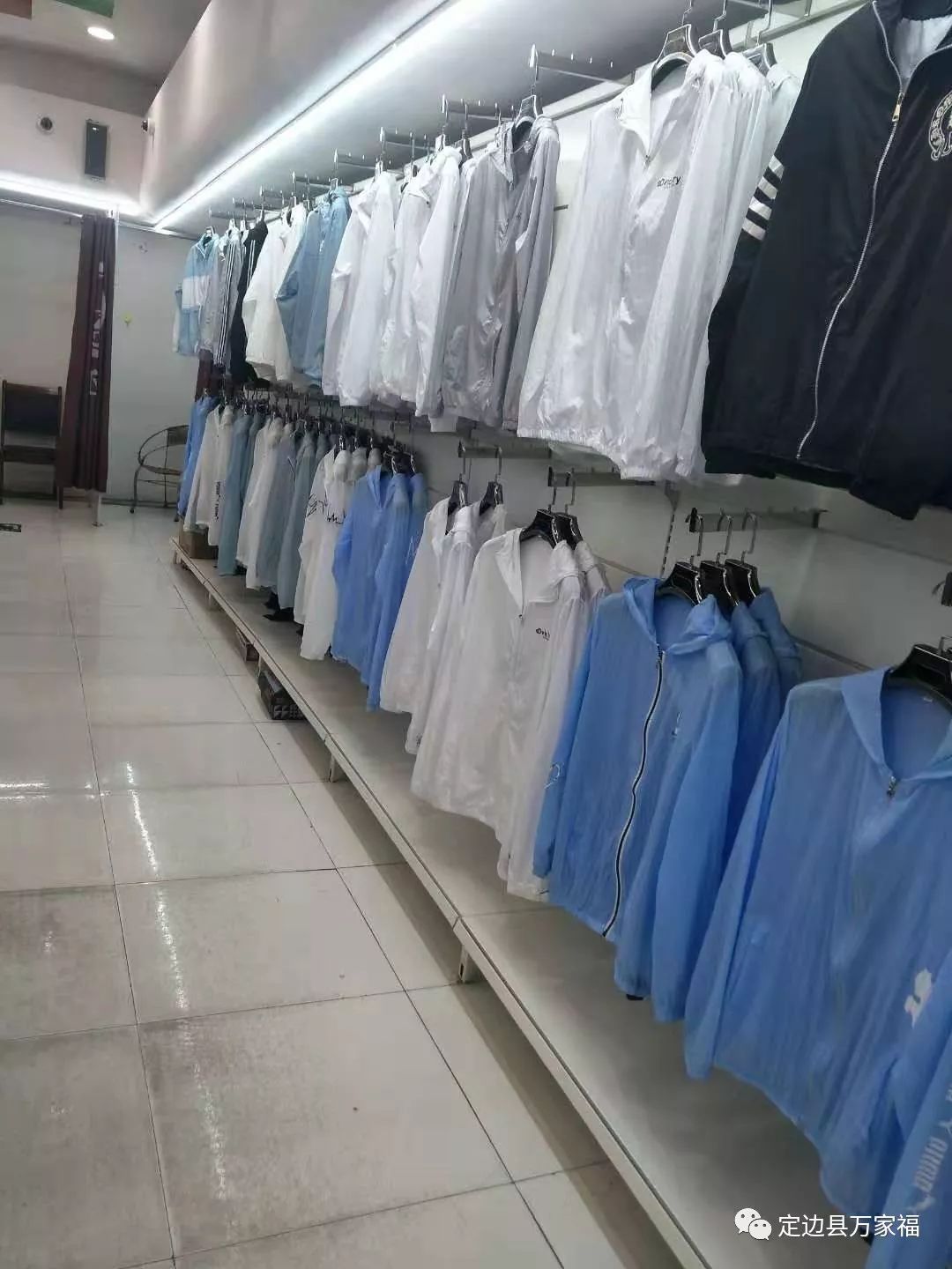 7.31 多彩服装批发城男女服饰全场五折!
