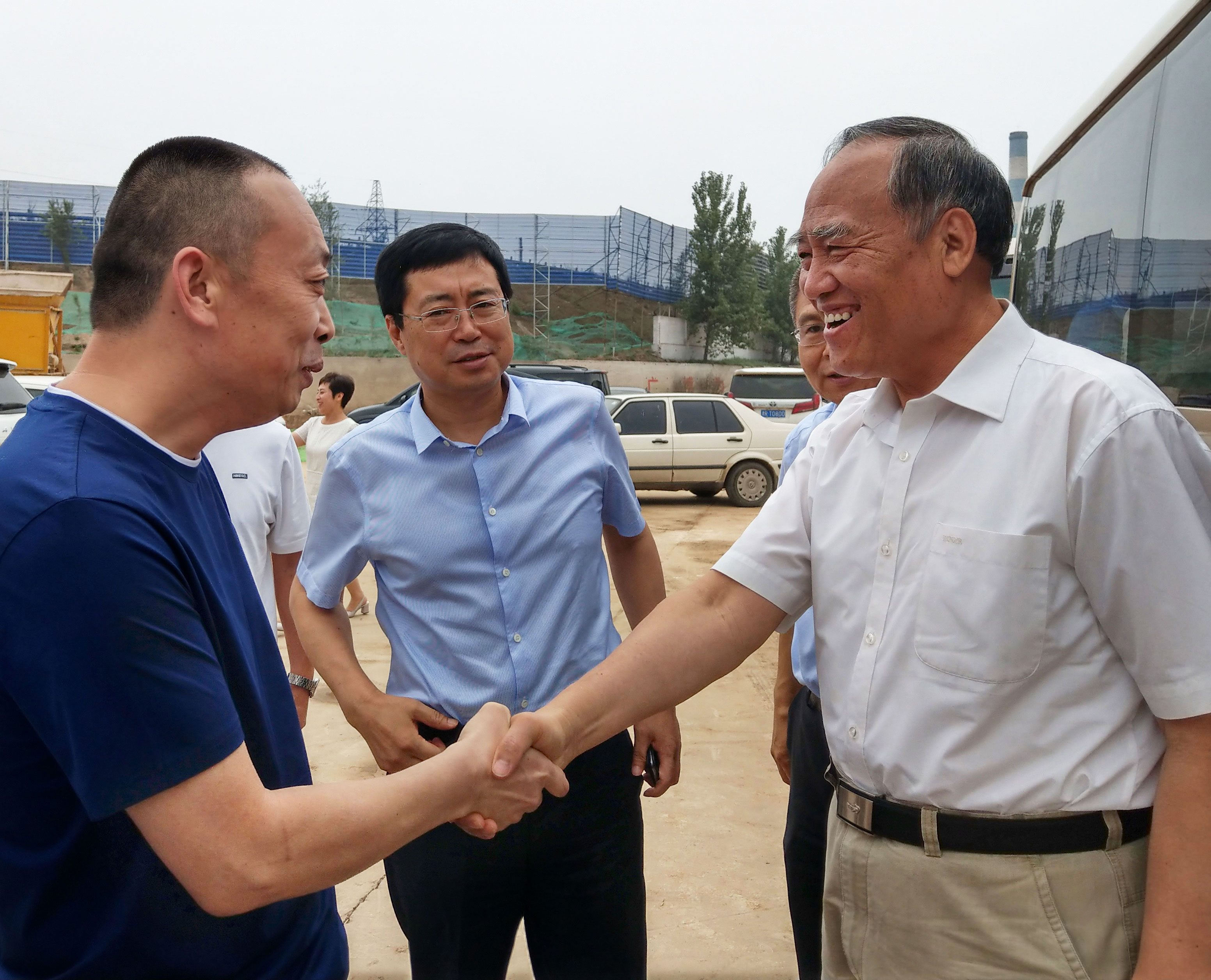 民建中央副主席张少琴视察山西正大