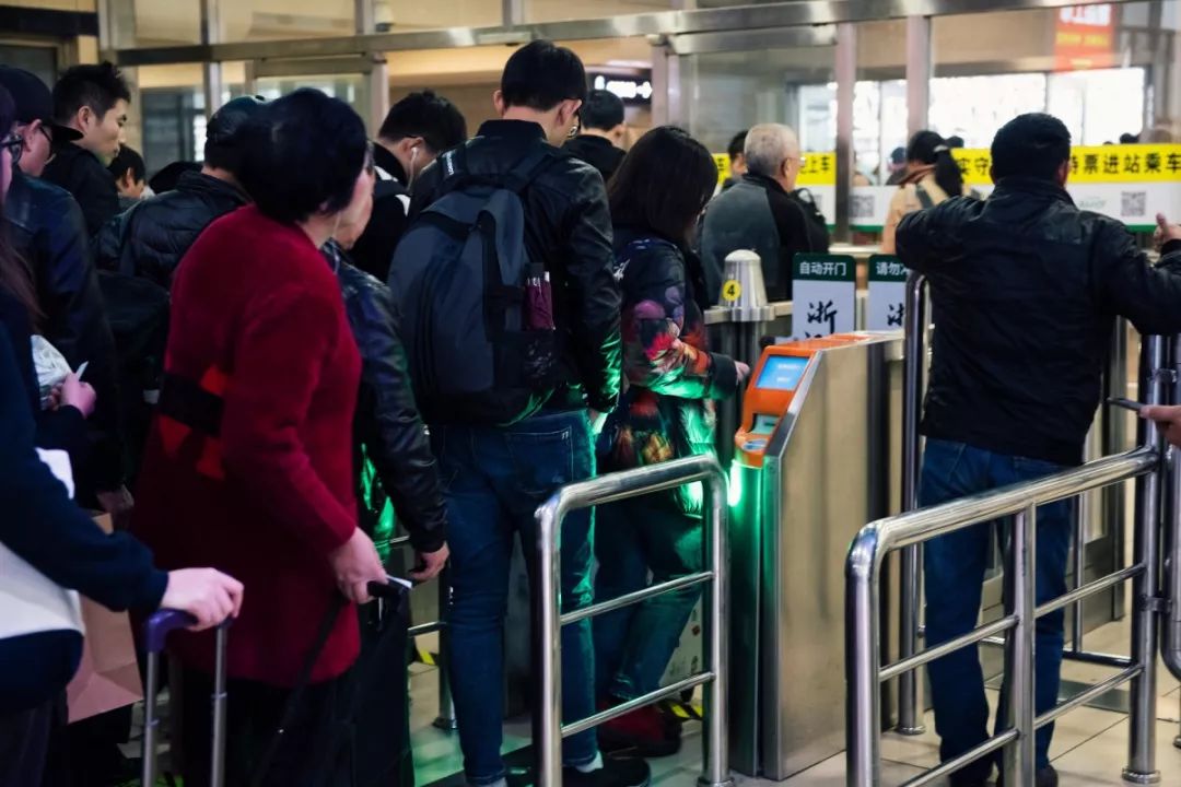 2021年全国各地GDP_2020年全国gdp排名(3)