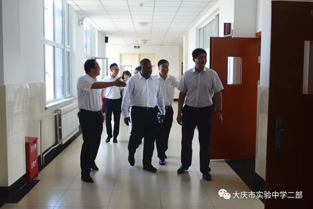 加拿大安大略省教育厅学习中心落户大庆实验中学二部