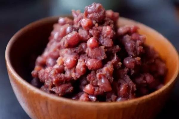 红豆和什么一起熬粥比较好 2a21d989ccf54b7b854a8e158a1a600b.jpeg