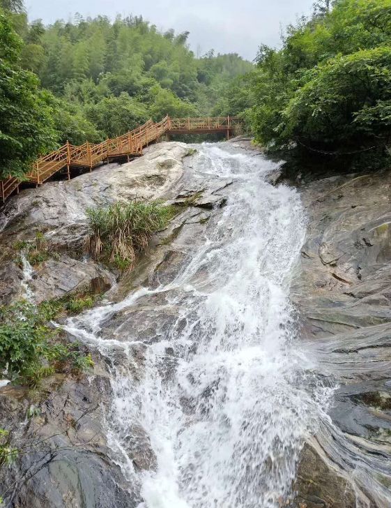 霍山县月亮湾作家村