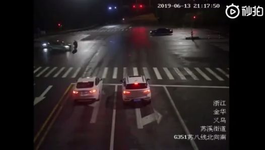 监控下的诡异视频真实 698c2b183e6743c488ea0bd700f26a0a.jpeg