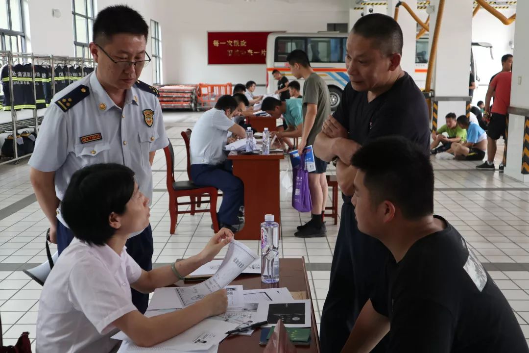 人口协管员面试问题_月嫂面试问题