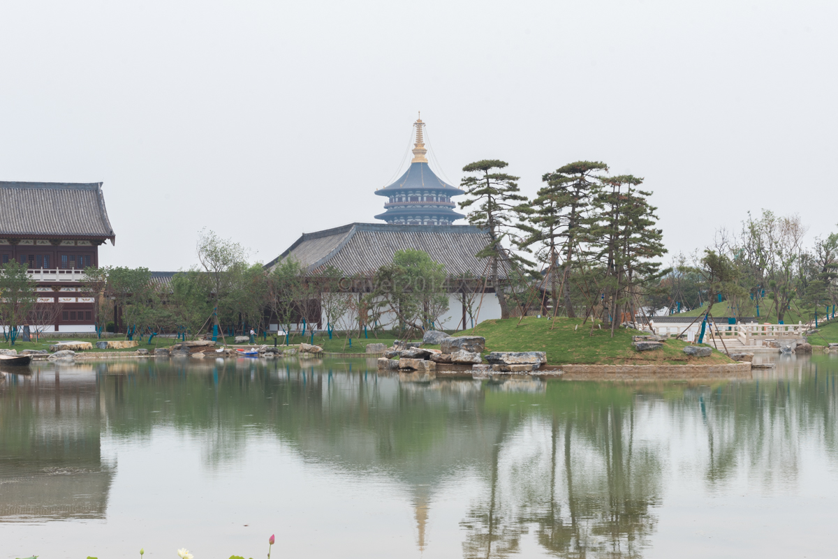 唐朝时洛阳的皇家园林，距今1400余年，今在遗址上重建