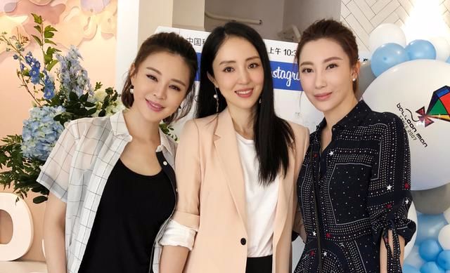 董璇同框好闺蜜关悦,离婚后,这个女人更美,笑容更灿烂了! 申搏官网网站
