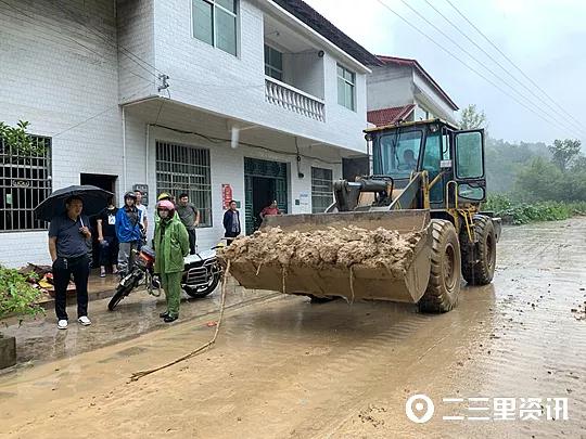 镇巴县有多少人口_厉害了大陕西 2城27县镇将被 国家点名 看看有你家乡没(3)