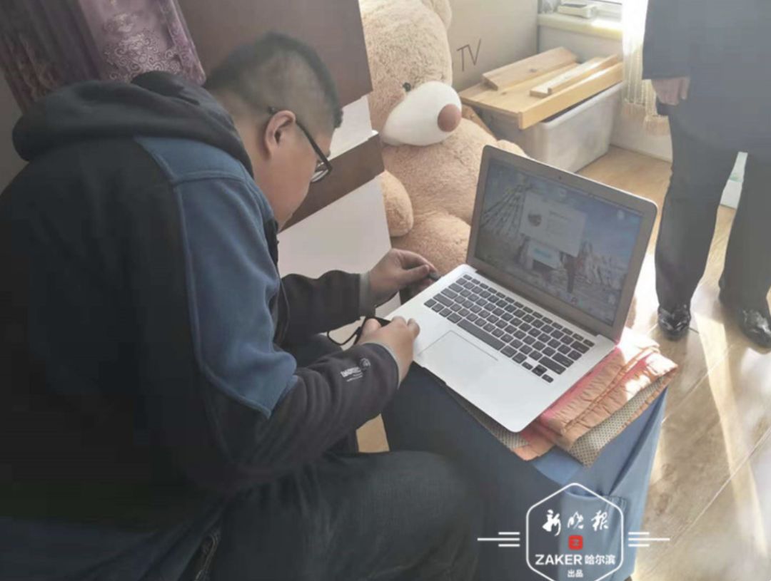 “草榴社区”覆灭记_色情