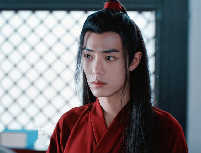 《陈情令》肖战个人壁纸:吹爆魏无羡的红衣装,帅气又迷人!