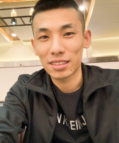                     韩茜茜私下叫旭旭宝宝叫哥哥，两人分离后坦言：想俺哥哥